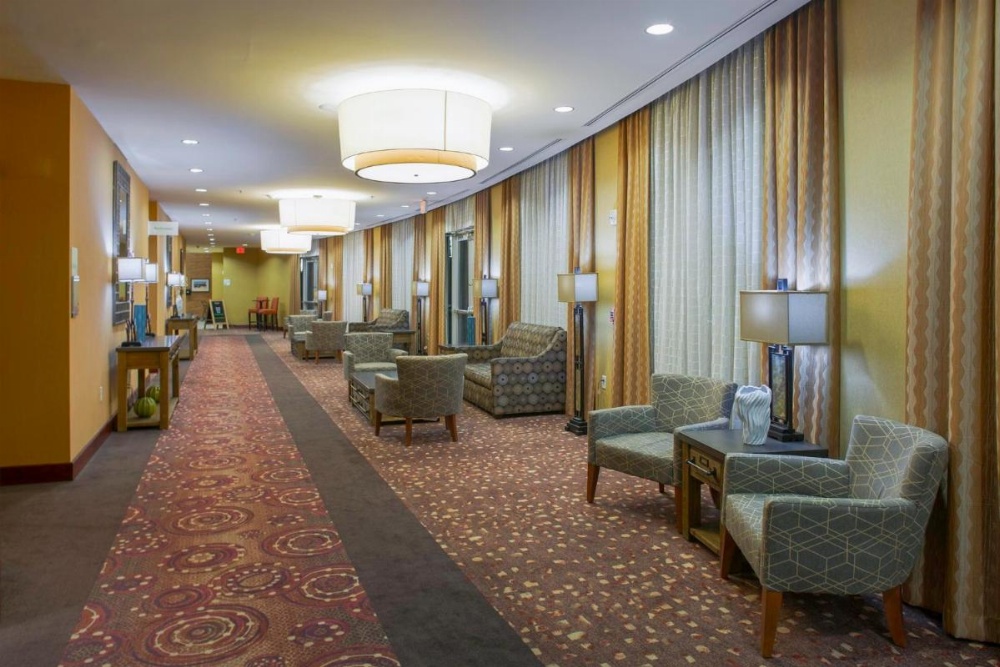 Holiday Inn Ardmore Convention Center Image 16